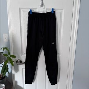 New balance joggers